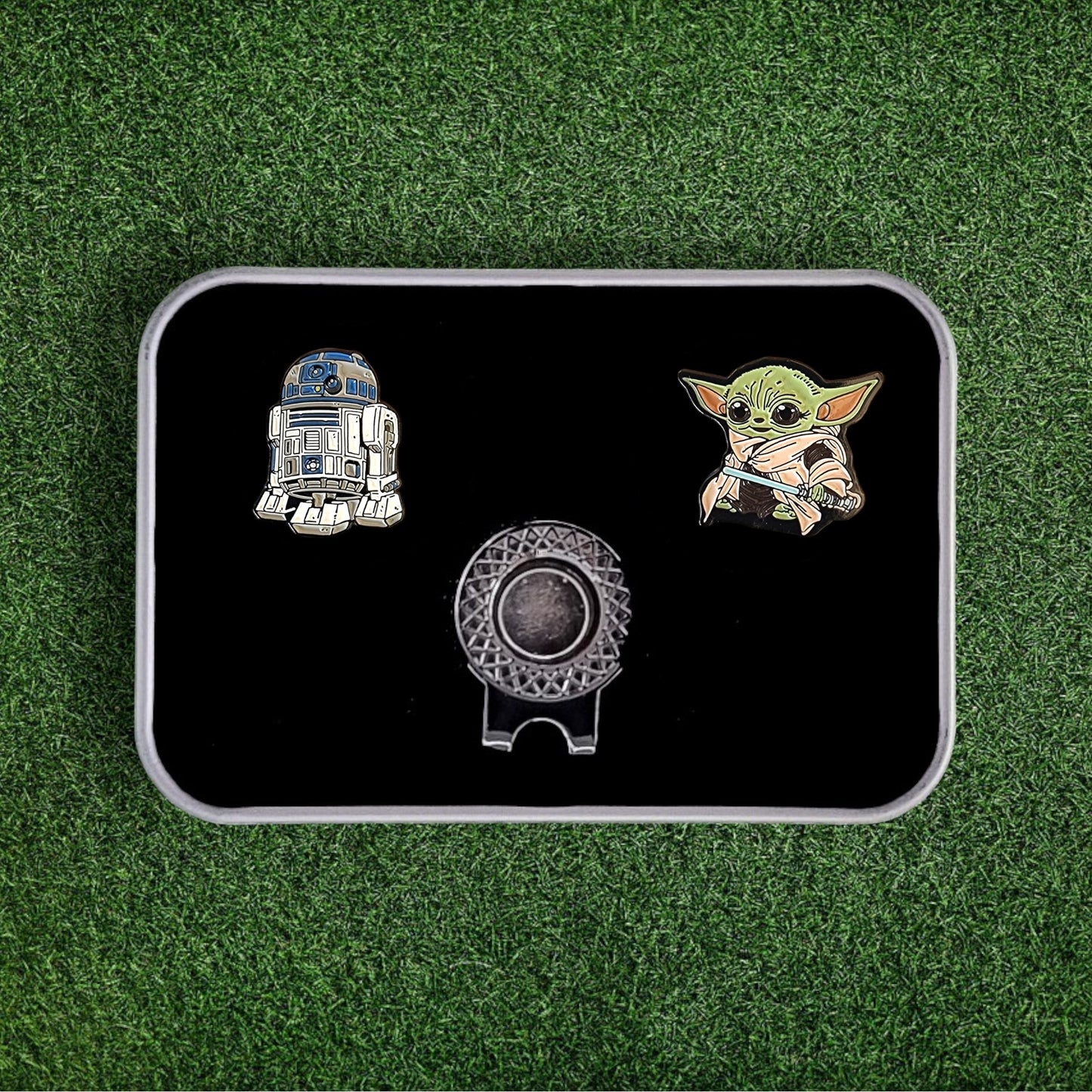 Golf Ball Marker & Hat Clip Set - R2-D2 & Baby Yoda | Star Wars | In Gift Tin