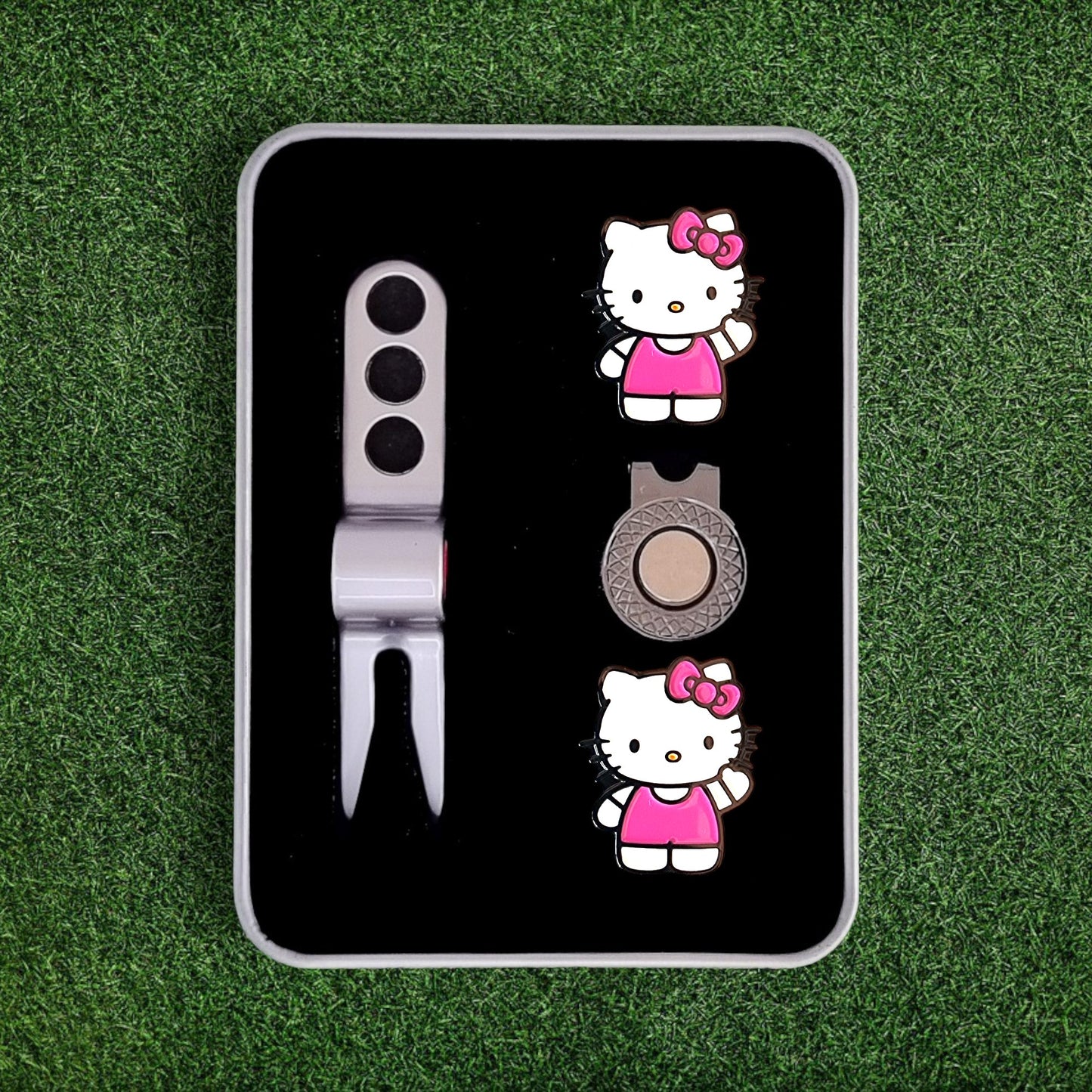 Scotty Divot Tool & Ball Marker Gift Set - Hello Kitty | Complete in Gift Tin