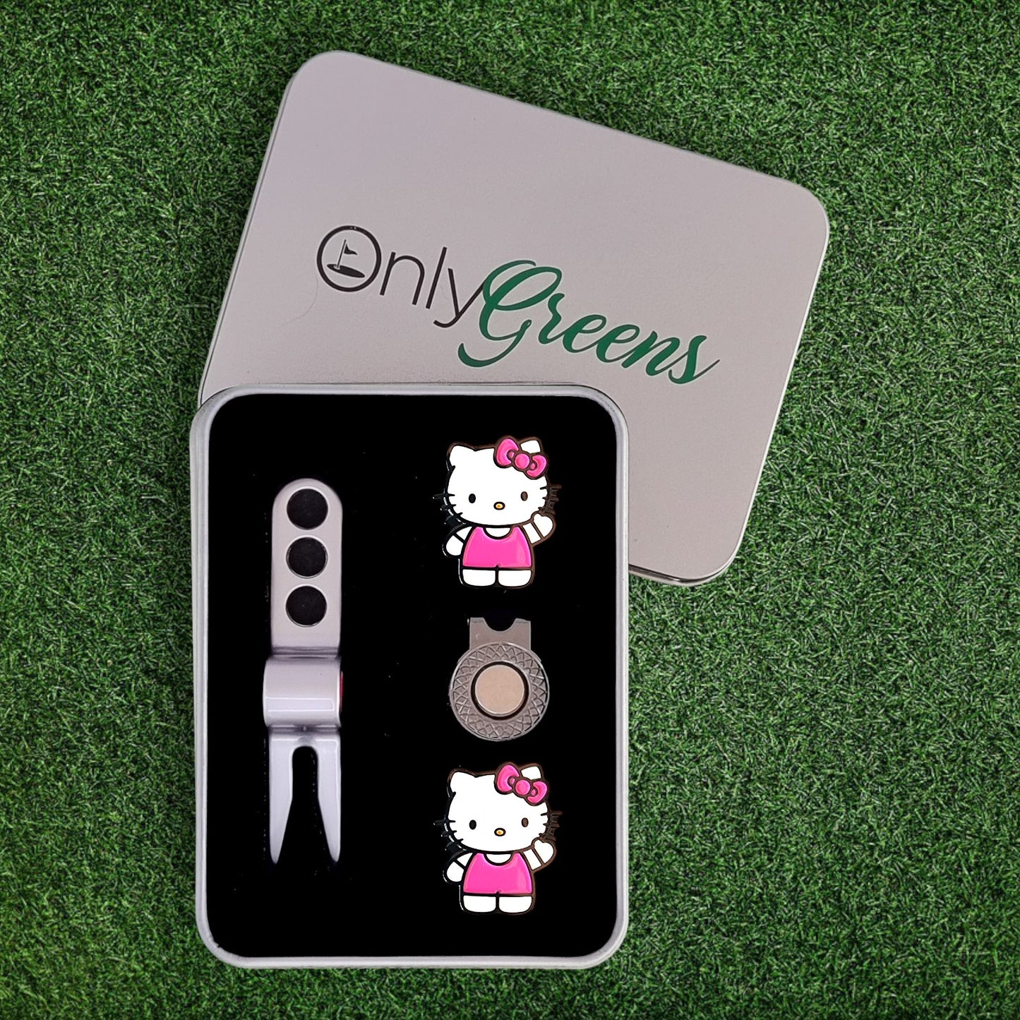 Scotty Divot Tool & Ball Marker Gift Set - Hello Kitty | Complete in Gift Tin